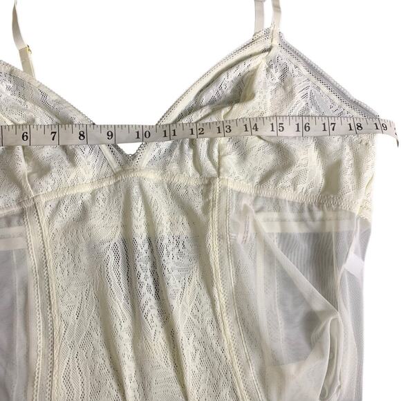 Soma Lace Bodysuit NWT Womens Size XL Ivory 2-Snap Closure Stretchy Keyhole Back - Picture 4 of 5